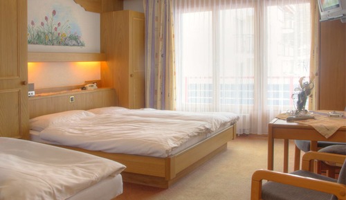 Standard Triple Room, Balcony, Mountain View