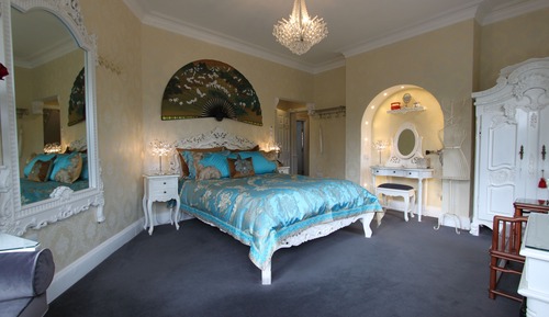 Double Room, Ensuite (French Rococo)