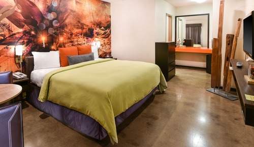 Standard Room, 1 Queen Bed