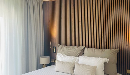 Executive Suite, Sea View