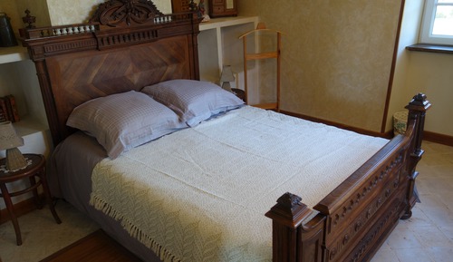 Family Room, 2 Bedrooms