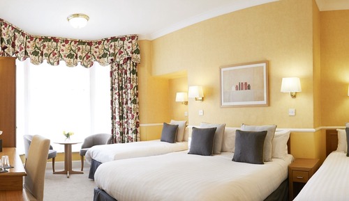 Suite, Ensuite (2 adults & 2 Children)