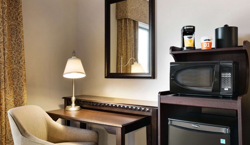 Room, 2 Queen Beds, Bathtub (Hearing & Mobility)