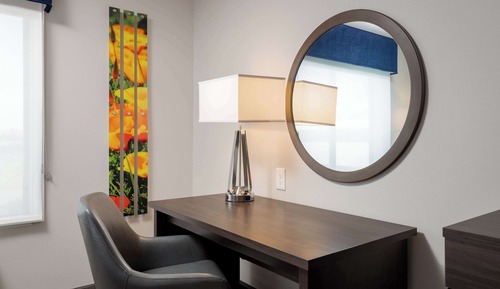 Room, 2 Queen Beds, Accessible, Non Smoking