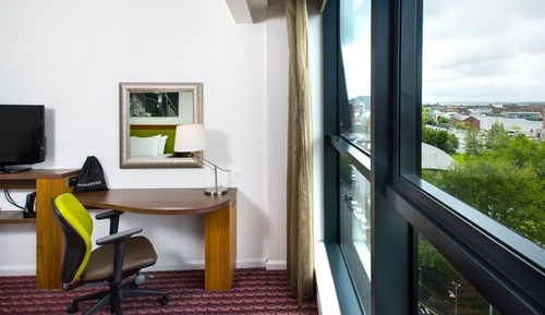 Superior Room, 1 Queen Bed with Sofa bed (Albert Dock View)