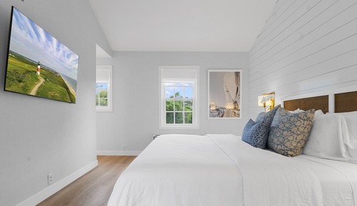 Traditional Room, 1 King Bed, Accessible