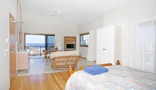 King Suite (Adults Only)