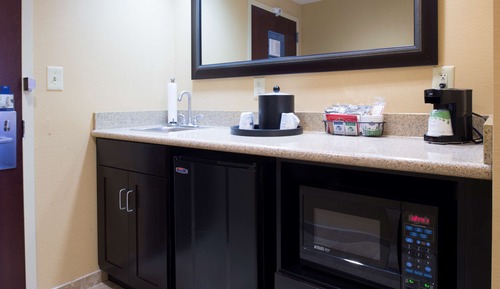 Suite, 2 Queen Beds, Accessible, Non Smoking