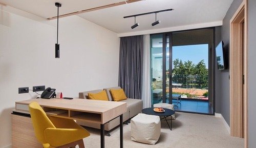 Suite with balcony sea view