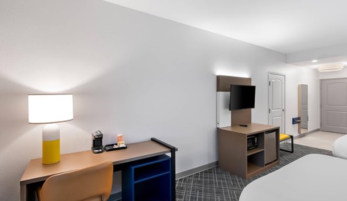 Room, 2 Queen Beds, Accessible, Non Smoking