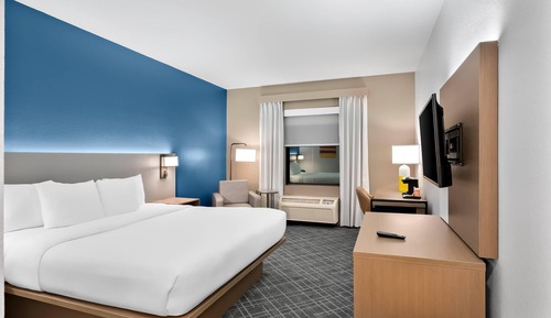 Standard Room, 1 King Bed, Non Smoking