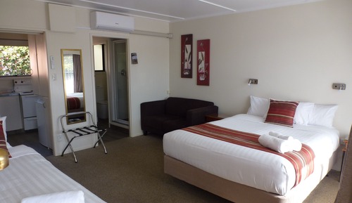 Deluxe Studio, Kitchen