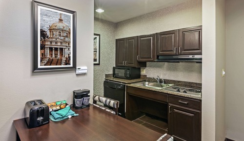 Suite, 1 Double Bed, Accessible, Bathtub