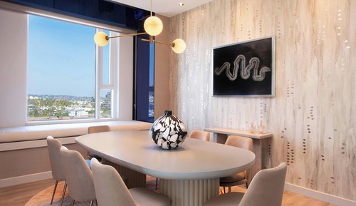 Penthouse Suite