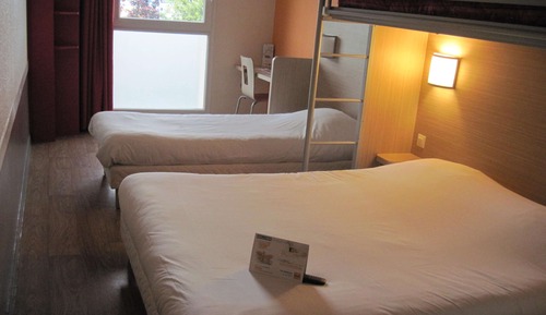 Standard Room, Multiple Beds