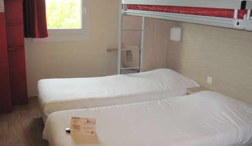 Standard Room, 3 Twin Beds