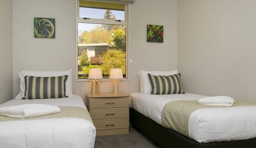 Deluxe Two Bedroom with Lake View