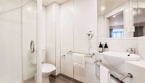 Standard Room, 1 Queen Bed, Non Smoking