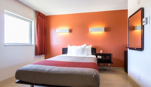 Standard Room, 1 Queen Bed, Non Smoking