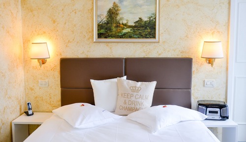 Superior Double Room, City View