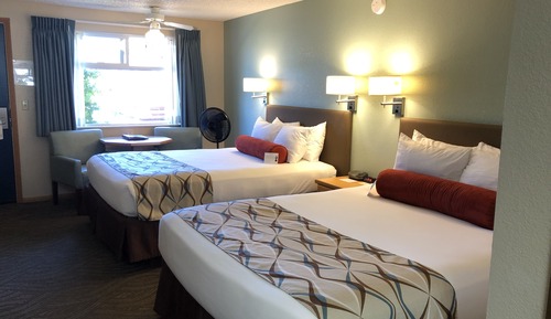 Room, 2 Queen Beds, Non Smoking