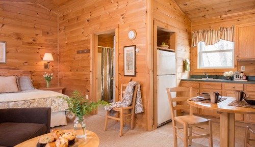 Economy Cabin, 1 Queen Bed