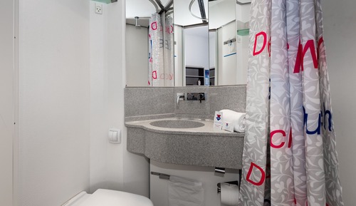 Standard+ 140cm Queen bed 