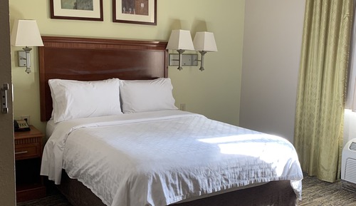 Studio Suite, 1 Queen Bed, Accessible