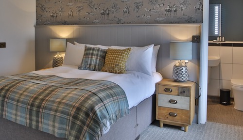 Classic Double Room, Ensuite