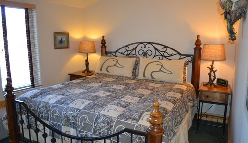 Premium Suite, Private Bathroom (203 2 Bedroom Duck Suite) No Pets