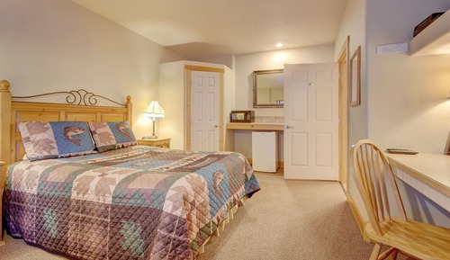 Room, Private Bathroom