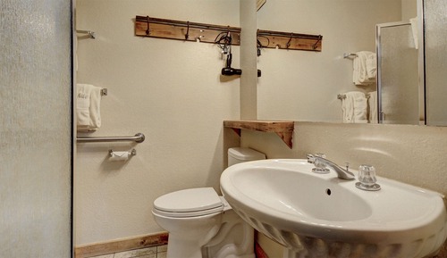 Cabin, Private Bathroom