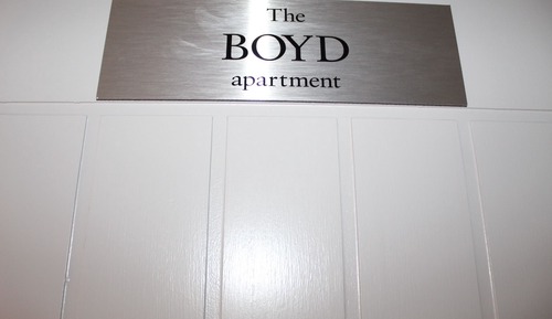 Luxury Apartment, Jetted Tub (Reads Boyd)