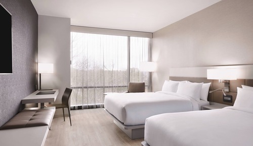 Room, 2 Queen Beds, Corner