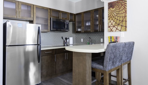 Suite, 2 Bedrooms, Roll-in Shower (Mobility)