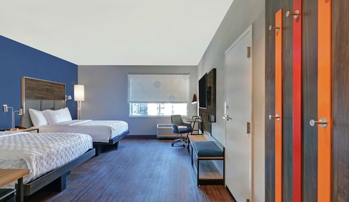 Room, 2 Queen Beds, Accessible (Roll-In Shower)