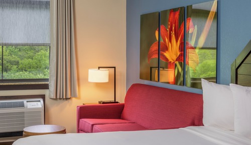 Suite, Multiple Beds (Double Queen Suite)