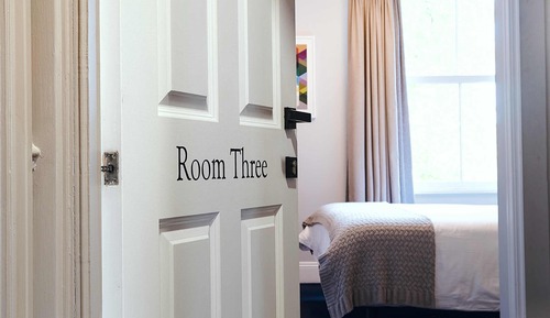 Petite Double Room