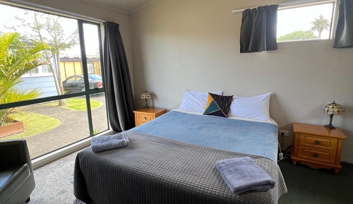 Triple Room with Mineral Hot Pool Unit 9