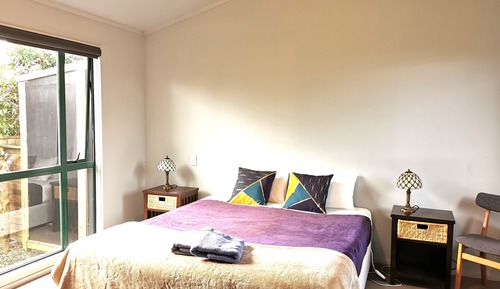 Family Unit with Mineral Hot Pool Unit 7