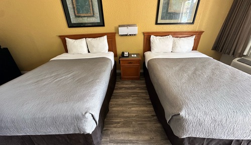 Room, 2 Queen Beds, Mobility Accessible, Non Smoking (Bathtub W/grab Bars)