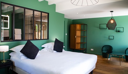 Room, Terrace (Rimbaud)