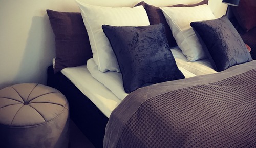 Family Room, Shared Bathroom