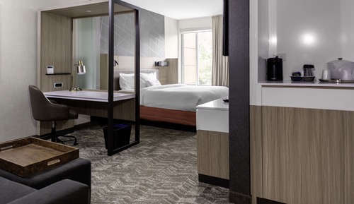 Suite, 1 King Bed (Mobility Accessible, Tub)
