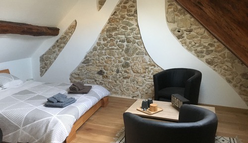 Duplex (with shower)