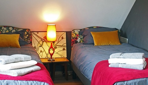 Design Double or Twin Room, Private Bathroom, Courtyard View (Chèvre 1 er étage)