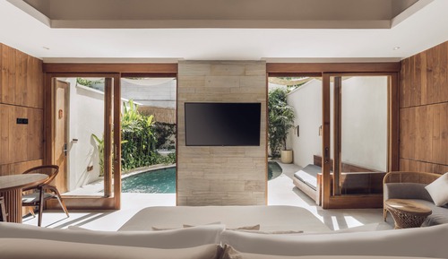 Smart 1 Bedroom Villa with Private Pool & Hot Tub