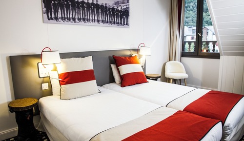 Superior Room, 1 Double or 2 Twin Beds, Mountain View