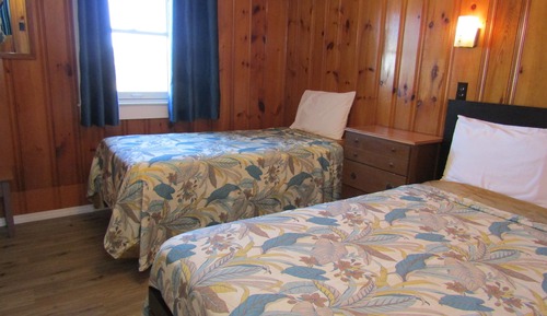 Cottage 3, 1 Bedroom, Non Smoking (Bluefish - Ocean Front)