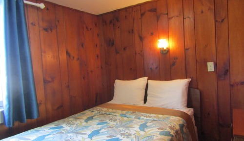 Cottage 10, 1 Bedroom, Non Smoking (Ballyhoo - Ocean Front)